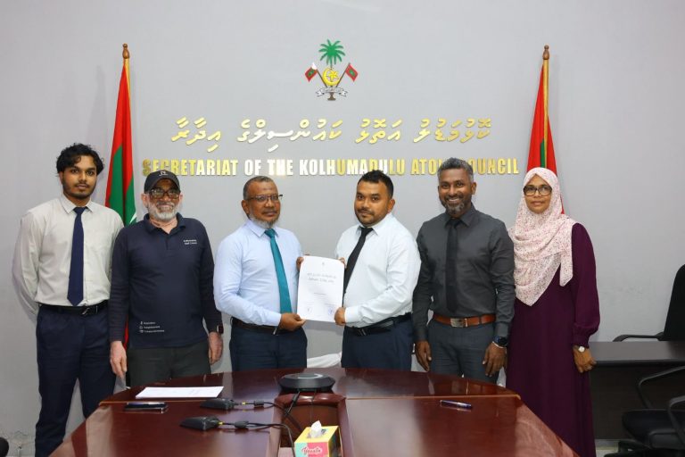 ތ. ވޭމަންޑޫގައި އައިޑީ ކާޑު ޕްރިންޓުކޮށް ދޫކުރުމުގެ ޚިދުމަތް ފަށައިފި