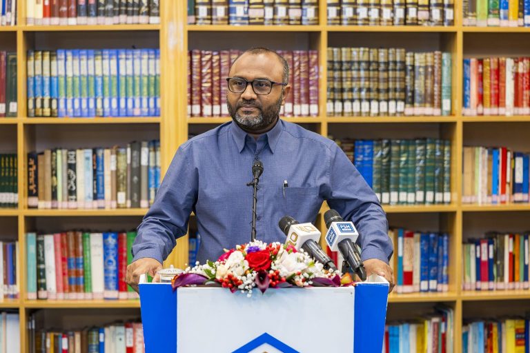 އިސްލާމީ ކުތުބުޚާނާތައް ރާއްޖޭގެ ކަންކޮޅުތަކުގައި ޤާއިމްކުރުމަކީ ރައީސްގެ ރިޔާސީ ވައުދެއް: ވަޒީރު