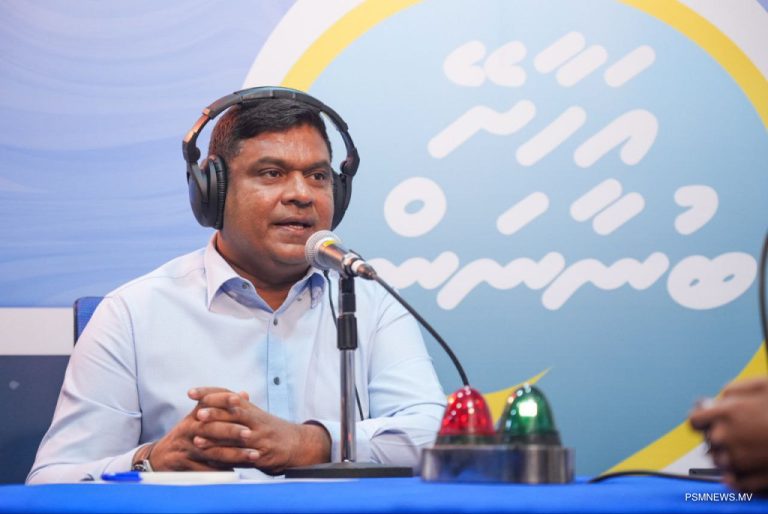 ބަލަންޖެހޭ ކަންތައް ބެލުމަށްފަހު ވަރަށް އަވަހަށް ރާއްޖޭގައި ހެލިކޮޕްޓަރުގެ ޚިދުމަތް ފެށޭނެ: ވަޒީރު