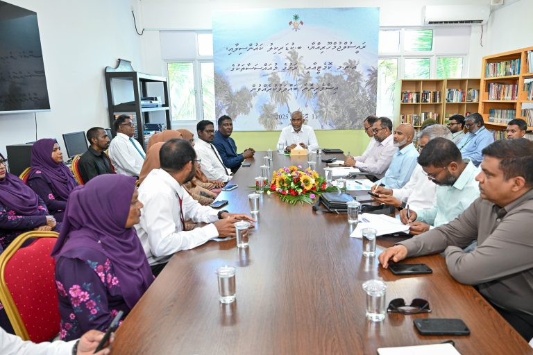 ކުޑަރިކިލު ކައުންސިލާއި، މުއައްސަސާތަކުގެ އިސްވެރިންގެ ކަންބޮޑުވުންތައް ރައީސްއާ ޙިއްސާކުރައްވައިފި
