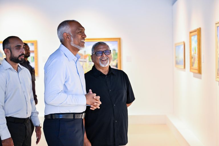 ރައީސުލްޖުމްހޫރިއްޔާ "އިހުސާސް" ކުރެހުމުގެ މަޢުރަޒު ބައްލަވާލައްވައިފި