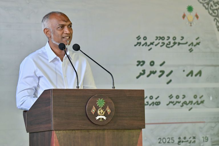 ހިމަންދޫ ސްކޫލުގެ މަސައްކަތް ނިންމާ، ދިރާސީ އައު އަހަރު ކިޔަވައިދޭން ފެށޭނެ: ރައީސް