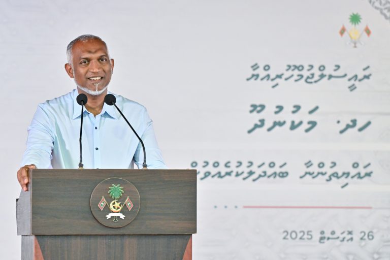 އެކަހެރިކޮށް އޮންނަ މަކުނުދޫގައި އެއާޕޯޓެއް ގާއިމްކުރުމަކީ ޒަރޫރީ ކަމެއް: ރައީސް