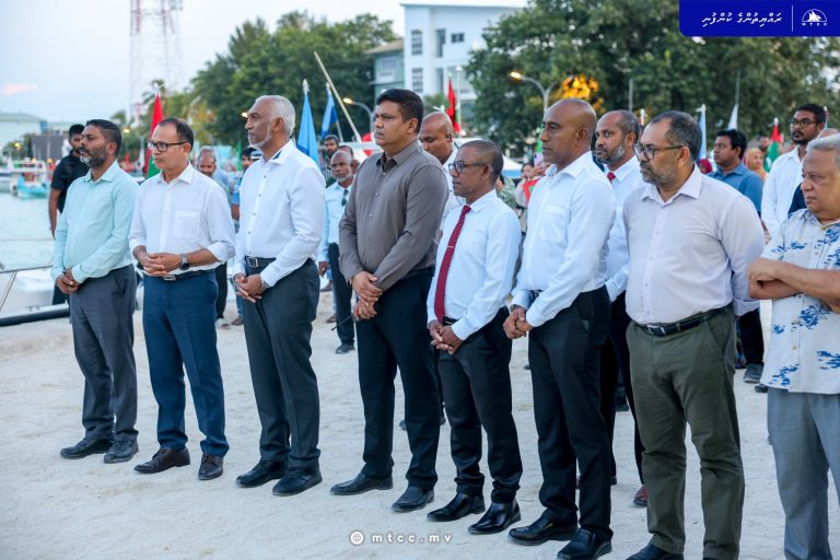 ބ. އަތޮޅުގައި އާރުޓީއެލްގެ ޚިދުމަތް ރަސްމީކޮށް ފަށައިފި