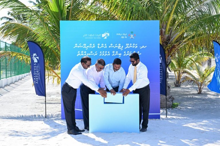 މަކުނުދޫގައި ޤާއިމްކުރާ ފިޓްނަސް އެންޑް ރެކްރިއޭޝަން ސެންޓަރުގެ ބިންގާ އަޅައި