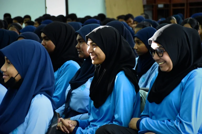 މި އަހަރުގެ އެޗް.އެސް.ސީ އިމްތިޙާނުގެ "ހަޔަރ ލޭޓް އެންޓްރީ" އެޕްލިކޭޝަނަށް ހުޅުވާލައިފި
