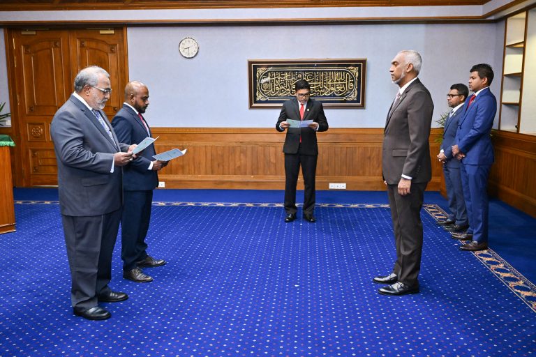 ރައީސް، އެޗްއާރްސީއެމްގެ މެމްބަރުކަމުގެ މަޤާމަށް ދެ ބޭފުޅަކު ޢައްޔަންކުރައްވައިފި
