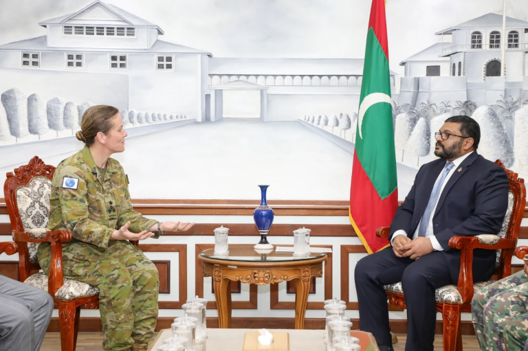 އޮސްޓްރޭލިއާގެ އިންޑޯ-ޕެސިފިކް އެންޑެވަރގެ ކޮމާންޑަރ ދިފާޢީ ވަޒީރާ ބައްދަލުކުރައްވައިފި