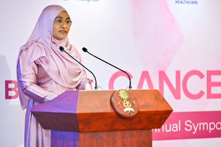 ދުންފަތާ ދުރު ޖީލެއް ބިނާކުރަން މިއަދު މިއެޅުނީ ތާރީޚީ ފިޔަވަޅެއް: މެޑަމް ސާޖިދ