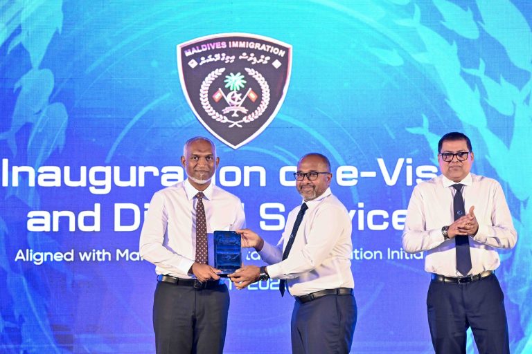 އިމިގްރޭޝަންގެ ހުރިހާ ޚިދުމަތް ޑިޖިޓަލައިޒްކޮށްފި