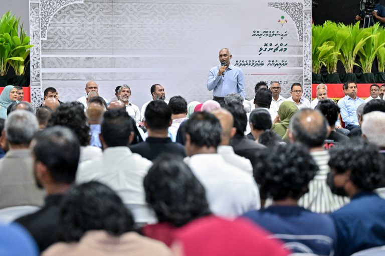 ރައީސްގެ ބައްދަލުވުންތަކުގައި ރައްޔިތުން ބޭނުންވާ ކޮންމެ ސުވާލެއް ކުރެވޭނެ: ހީނާ