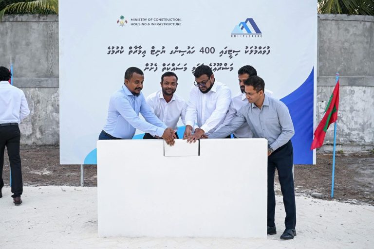 ފުވައްމުލަކުގައި 400 ހައުސިންގ ޔުނިޓާއި ލައިބްރރީއެއްގެ ބިންގާ އަޅައިފި