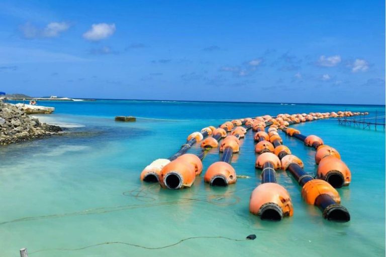 ކޮންނަ ބޯޓެއްގެ ހޮޅިތަކެއް އޮޔާތީ ސަމާލުވާން އެދިއްޖެ
