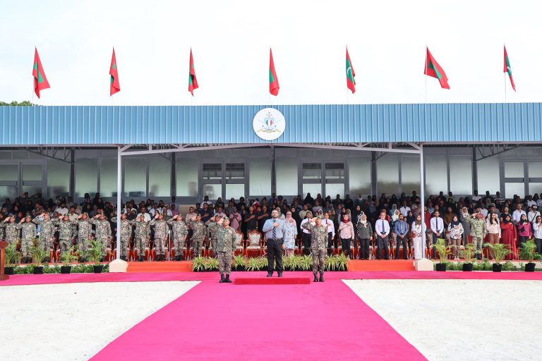 ނެޝަނަލް ސާވިސްގެ ފުރަތަމަ ބެޗުން 344 ދަރިވަރުން ދަސްވެނިވެއްޖެ