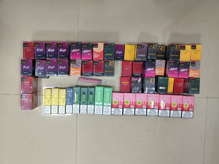 ފުލުހުން ހިންގި އޮޕަަރޭޝަނެއްގައި 148 ވޭޕް ކާޓްރިޖު އަތުލައިގެންފި