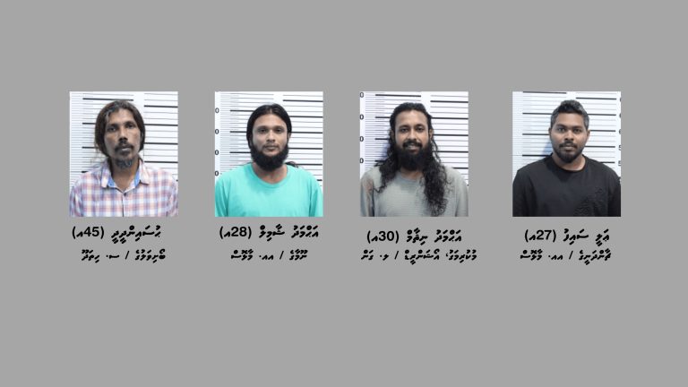 މަސްތުވާތަކެއްޗާއި 10،000 އަށްވުރެ ގިނަ ރުފިޔާއާއެކު މާލެއިން ހަތަރު މީހަކު ހައްޔަރުކޮށްފި