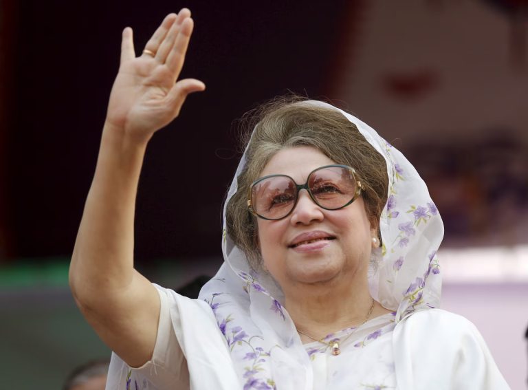 ބަންގްލަދޭޝްގެ ކުރީގެ ބޮޑުވަޒީރު ހާލިދާ ޒިޔާ އަވަހާރަވެއްޖެ