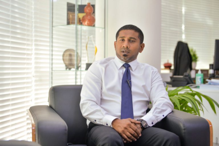 ޖަޕާނުގެ ސަފީރަކަށް މަހުލޫފް އައްޔަންކުރަން މަޖިލިހުން ރުހުންދީފި