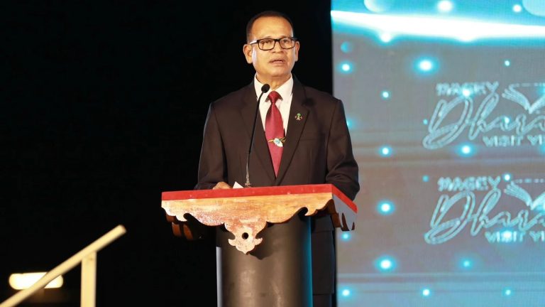 ރަށްރަށުގެ ޚާއްޞަ ސިފަތައް ހިފެހެއްޓޭނެ ގޮތަކަށް ތަރައްޤީގެ މަޝްރޫޢުތައް ހިންގުން މުހިންމު: އާދަމް ޝަރީފް