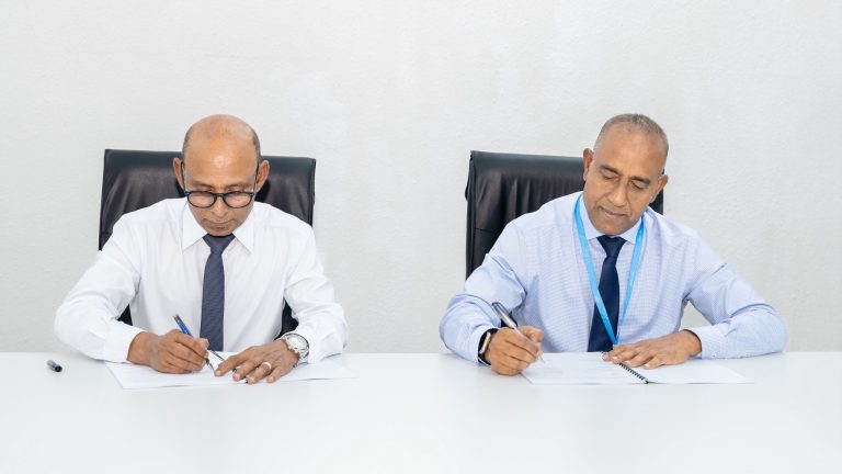 14 ރަށެއްގެ އުމްރާނީ ތަރައްޤީގެ 14 މަޝްރޫޢެއްގެ މަސައްކަތް އެމްޓީސީސީއަށް