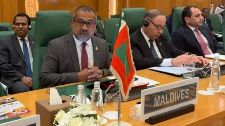 ކުދި ޤައުމުތަކުގެ ސިޔާދަތު ބައިނަލްއަޤްވާމީ ނިޒާމުގެ ތެރެއިން ރައްކާތެރިކުރުމަށް ވަޒީރު ޑރ. ޚަލީލް ގޮވާލައްވައިފި