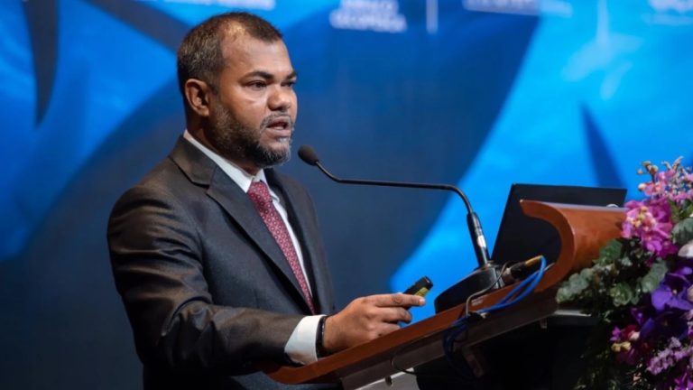 ސްޓެލްކޯގެ މެނޭޖިންގ ޑިރެކްޓަރުކަމުން ޝަމާޙް ވަކިކޮށްފި