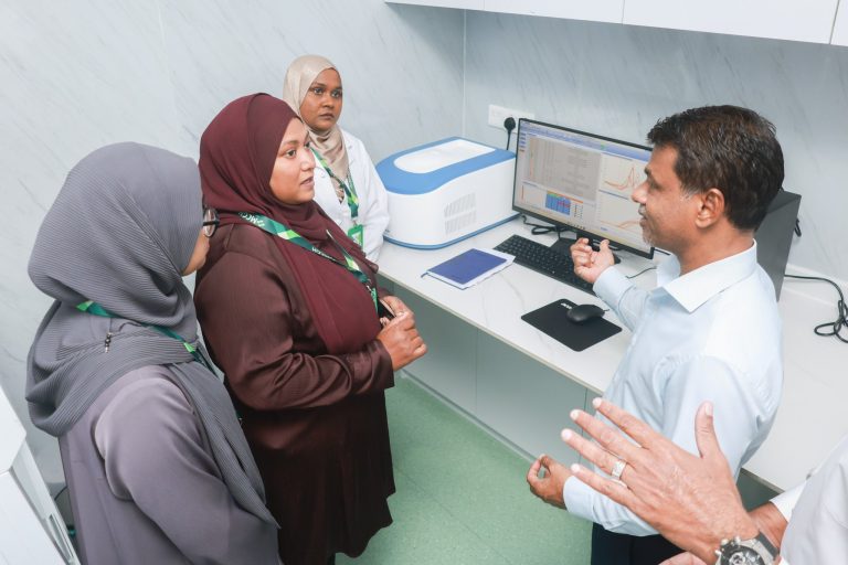 ތެލެސީމިއާ ބާވަތްތައް ދެނެގަތުމަށް ހަދާ ޑީއެންއޭ ލެބޯޓަރީގެ ހިދުމަތް ފަށައިފި