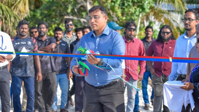 ކެންދޫގައި އިމާރާތްކުރި އައު އިންޖީނުގެއާއި ފެނަކައިގެ އޮފީސް އިމާރާތް ހުޅުވައިފި