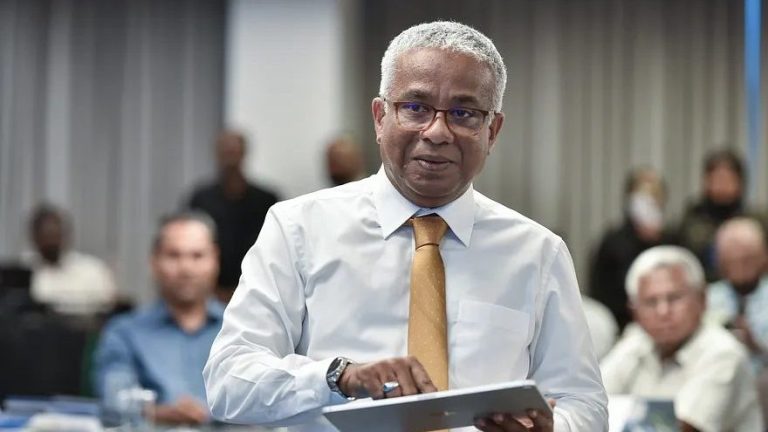 އަކްރަމްގެ ހިޔާލު ބަދަލުވެ ދެ އިންތިހާބު އެއްކޮށް ބާއްވަން ތާއީދު