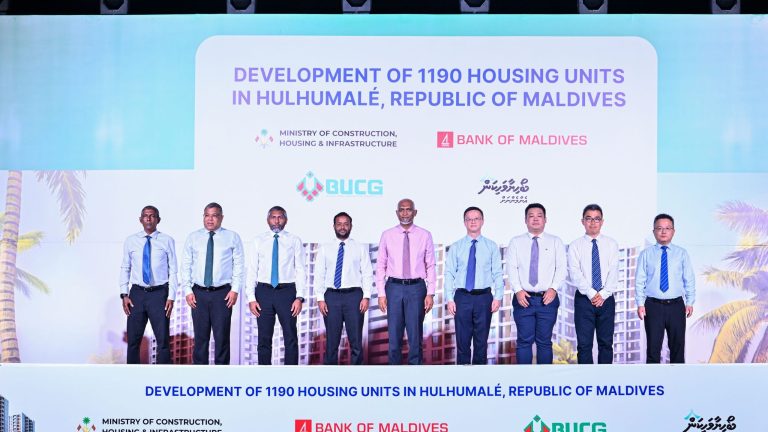 ހުޅުމާލޭ ދެވަނަ ފިޔަވަހީގައި ބީއެމްއެލްއިން އަޅާ 1،190 ހައުސިން ޔުނިޓުގެ ބިންގާ އެޅުން -- ފޮޓޯ/ ރައީސް އޮފީސް