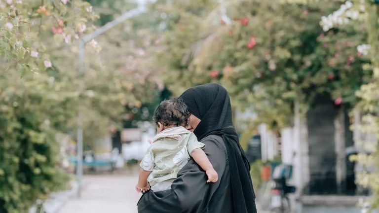 އިހުމާލުގެ ސަބަބުން މަރުވި ކަމަށް ބުނާ ކުއްޖެއްގެ މައްސަލަ ތަހުގީގުކުރަން ފަށައިފި