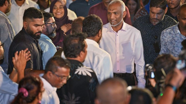 ހަކުރުގެ ސަބްސިޑީ ކަނޑާލުމާއި ޝީޝާ މަނާކުރުމުގެ ވިސްނުމެއް ނެތް: ރައީސް