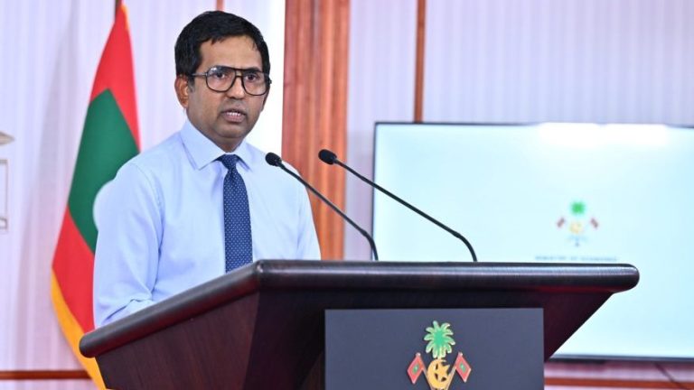 ރާއްޖެއަށް ބޭނުންވާ ތެލާއި ކާބޯތަކެއްޗަށް ބުރޫނާރާނެ ކަމުގެ ޔަގީންކަން ދެއްވައިފި