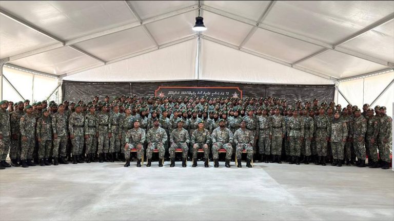 ސިފައިންގެ 72 ވަނަ އަސާސީ ތަމްރީނު ކޯސް އިފުތިތާހު ކޮށްފި
