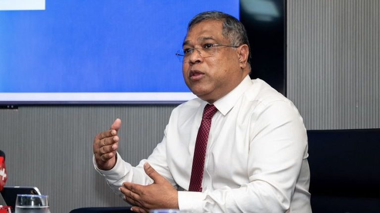 ބީއެމްއެލް ލޯނު ދޫކުރާ އުމުރު 75 އަހަރަށް މަތިކޮށް، ގިނަ ލުއިތަކެއް ތައާރަފްކޮށްފި