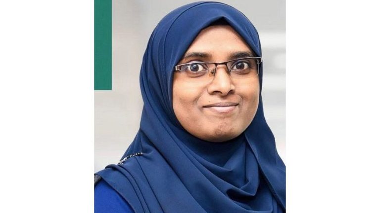 އުރަމަތީގެ ކެންސަރުގެ އޮޕަރޭޝަނަށް ހާއްސަ ދިވެހި ފުރަތަމަ ޑޮކްޓަރަކަށް އަލްތާފް