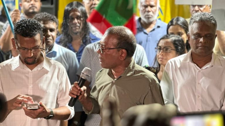 ސަރުކާރުން މަޝްވަރާ އަށް އަންނަންދެން އެމްޑީޕީގެ އިހުތިޖާޖު ހުއްޓާނުލާނެ: ނަޝީދު