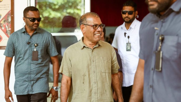 ޑިމޮކްރަސީ ހިނގާތަން ފެނުމަކީ ލިބޭ ބޮޑު އުފަލެއް: ރައީސް ނަޝީދު