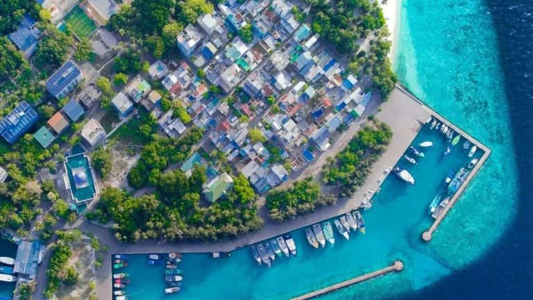 ވިލިމާލެއަށް ފީނަން ގޮސް އުޅުނު ބިދޭސީއަކު ނިޔާވެއްޖެ