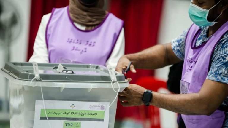އިންތިޚާބުގެ ދެވަނަ ބުރު: 5 ދާއިރާއަކަށް 14 ވޯޓު ފޮށި