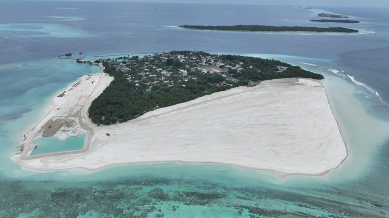 ވޭމަންޑޫ ބިން ހިއްކާފަ