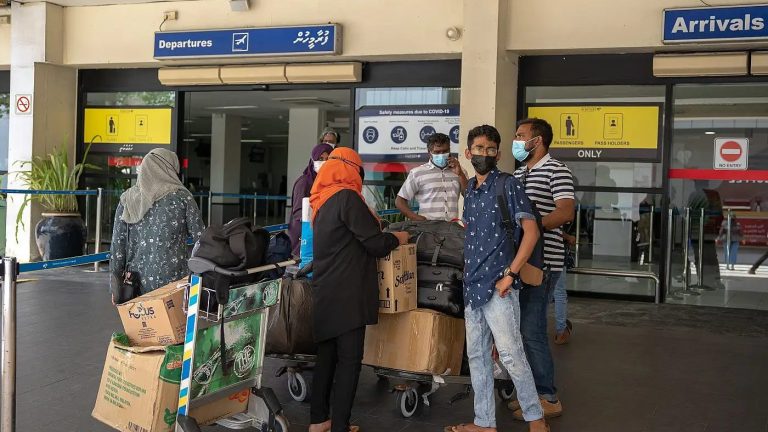 ބަލިތައް އާދަޔާ ހިލާފަށް ފެތުރޭތީ ބަންދުގައި ސަމާލުވާން އެދެފި