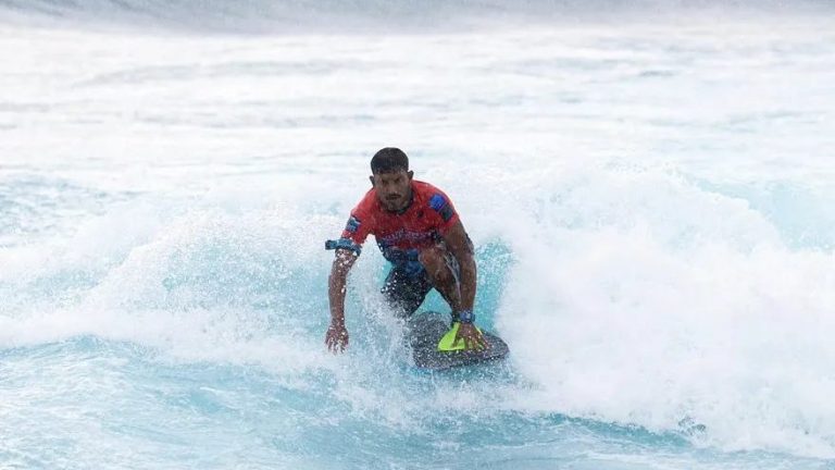 ކުޑައައްޔަ ޖެހިޖެހިގެން 10 ވަނަ މުބާރާތް ކާމިޔާބުކޮށްފި