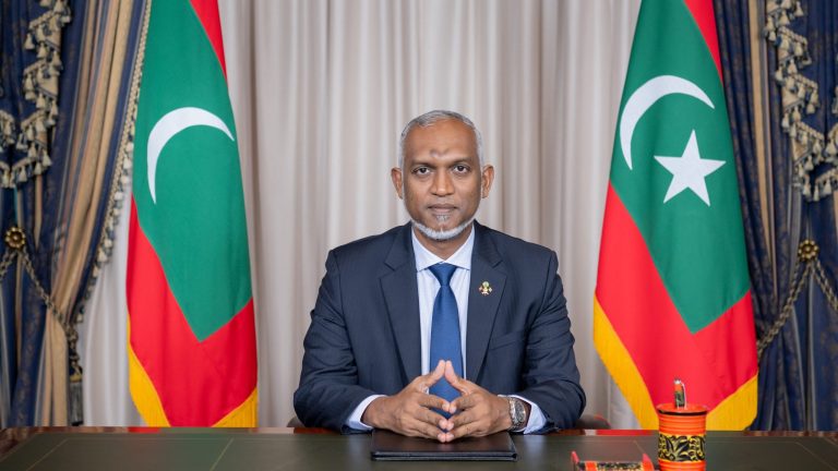 މަސައްކަތްތެރީންގެ ހައްގުތައް ރައްކާކޮށް ކުރިއެރުވުމުގައި ސަރުކާރުން ގެންގުޅެނީ އަދުލުވެރި ސިޔާސަތެއް: ރައީސް