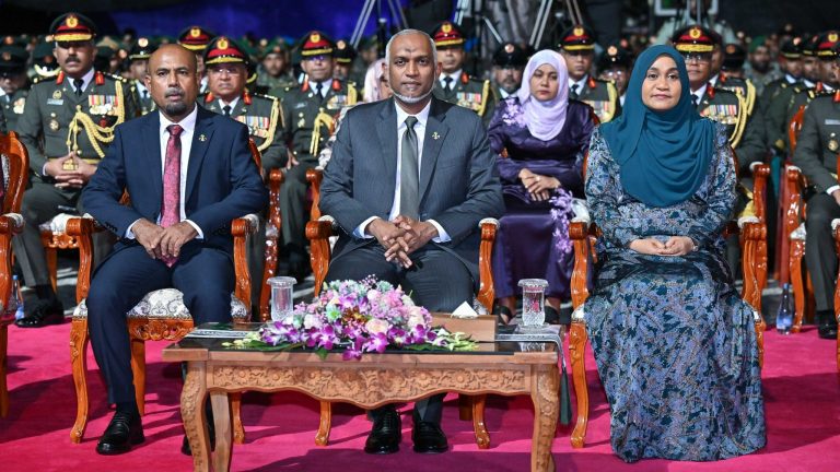 ރައިސް ޑރ. މުހައްމަދު މުއިއްޒު