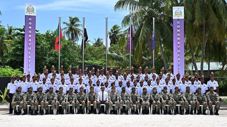63 ދަރިވަރަކު ވަޠަނީ ޚިދުމަތުގެ ފަންނީ ތަމްރީން ޕްރޮގްރާމުން ދަސްވެނިވެއްޖެ