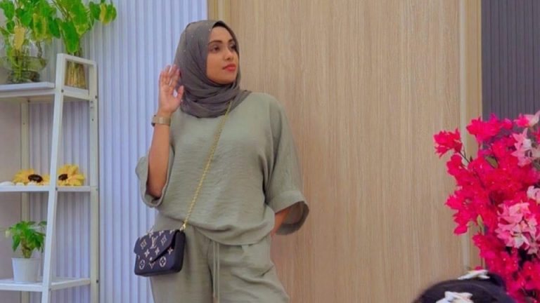 އީޝާ އަޝްރަފް