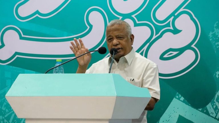 އޭދަފުށީ ދާއިރާގެ މެންބަރު އަހުމަދު ސަލީމް (ރެޑްވޭވް ސަލީމް)
