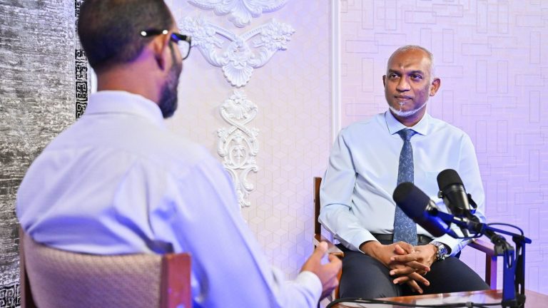 ރައީސް މުއިއްޒު