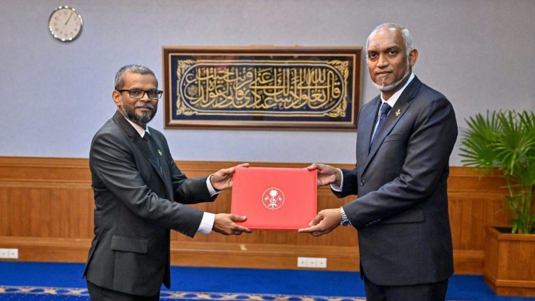 ޝަކީލް އީސީ މެމްބަރުކަމަށް އައްޔަން ކުރެއްވުން